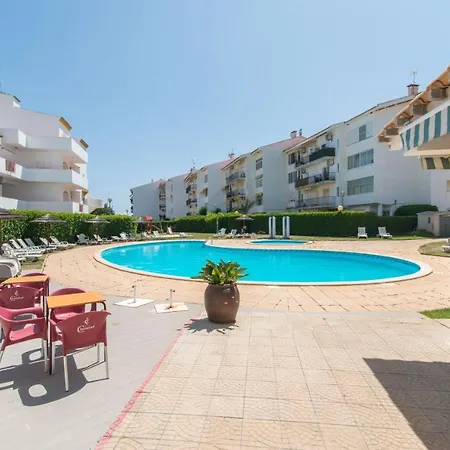 Grace 2 Bedroom With Pool And Balcony, 2,5km From Center