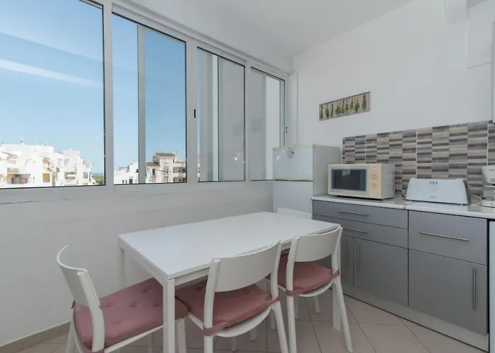 Lejlighed Apt Grace 2 Bedroom Apartment With Pool And Balcony, 2,5Km From Tavira Center Tavira