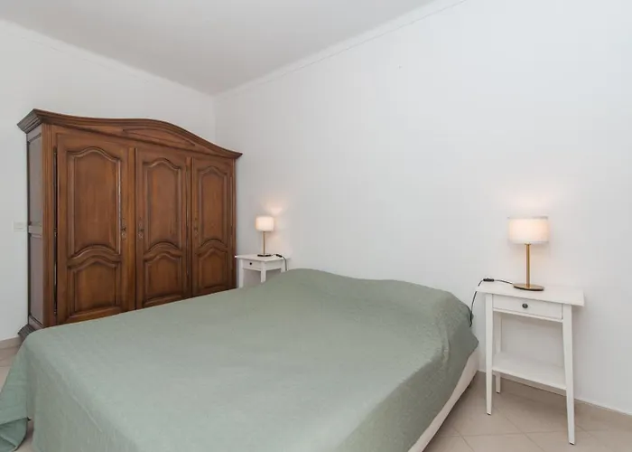 Apt Grace 2 Bedroom Apartment With Pool And Balcony, 2,5Km From Tavira Center