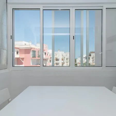 Grace - T2 Pool, Wifi, Balcony, Ac, 2,5km From Center * Tavira