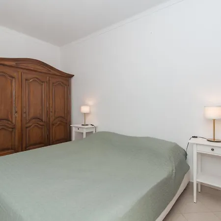 Grace - T2 Pool, Wifi, Balcony, Ac, 2,5km From Center