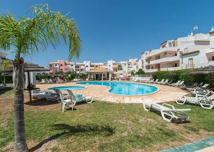 Apt Grace 2 Bedroom Apartment With Pool And Balcony, 2,5Km From Tavira Center アパート タヴィラ