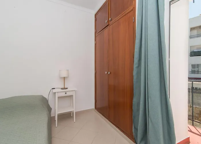 Apt Grace 2 Bedroom Apartment With Pool And Balcony, 2,5Km From Tavira Center アパート